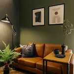 Hotel The Loop