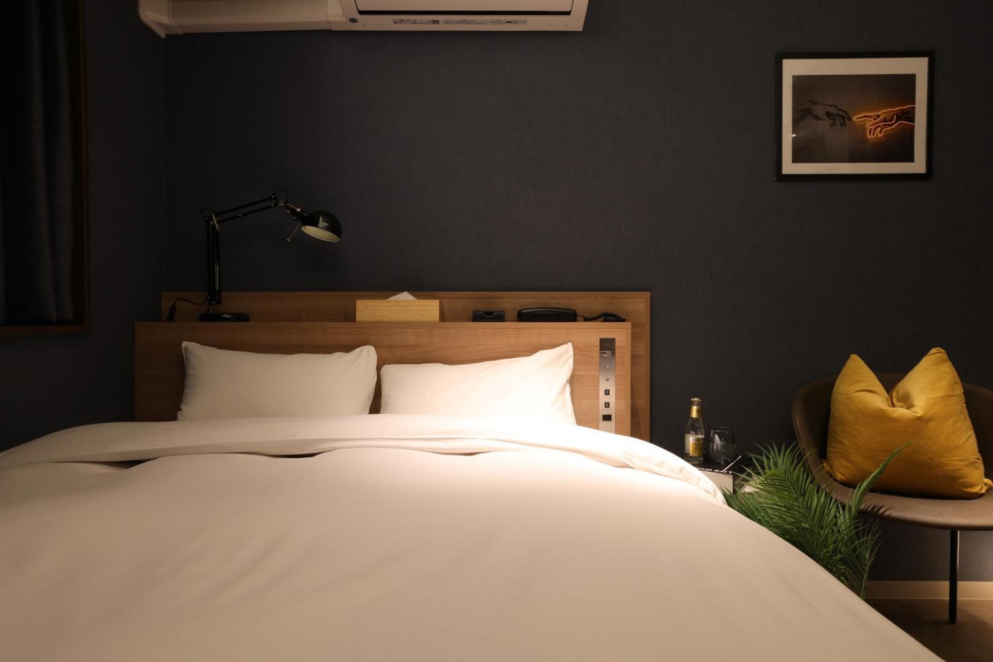 Hotel The Loop *